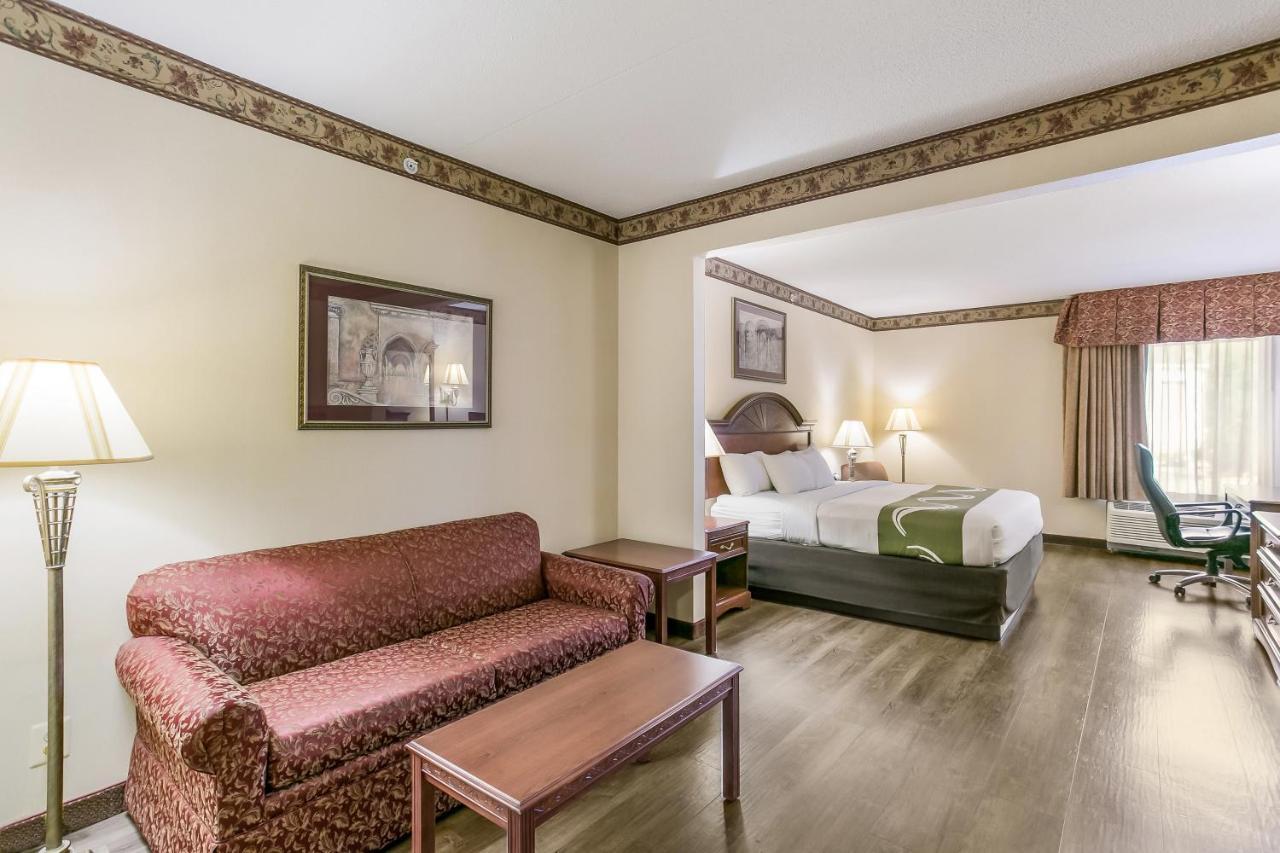 Quality Inn & Suites Bel Air I-95 Exit 77A Esterno foto