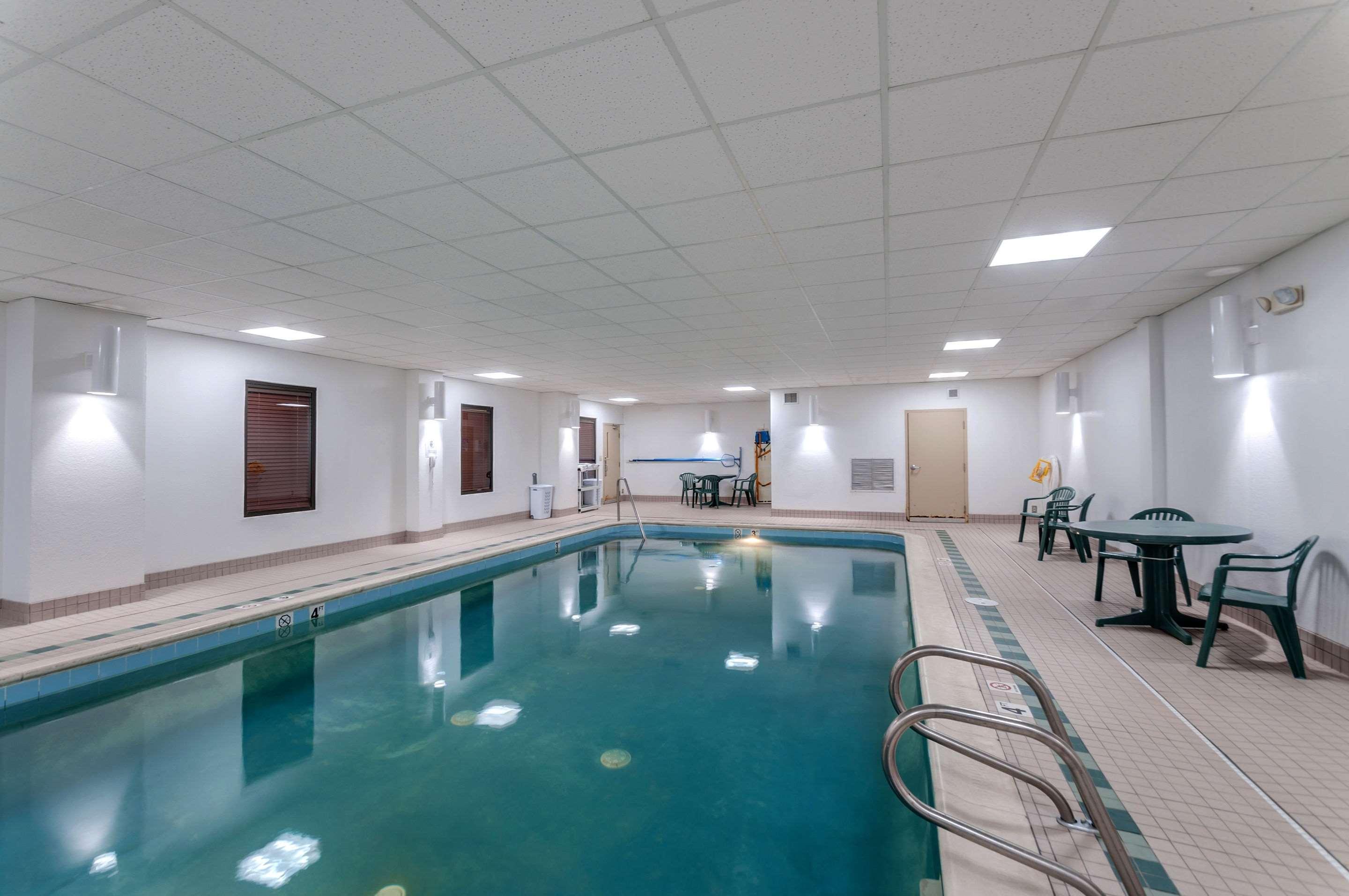 Quality Inn & Suites Bel Air I-95 Exit 77A Esterno foto