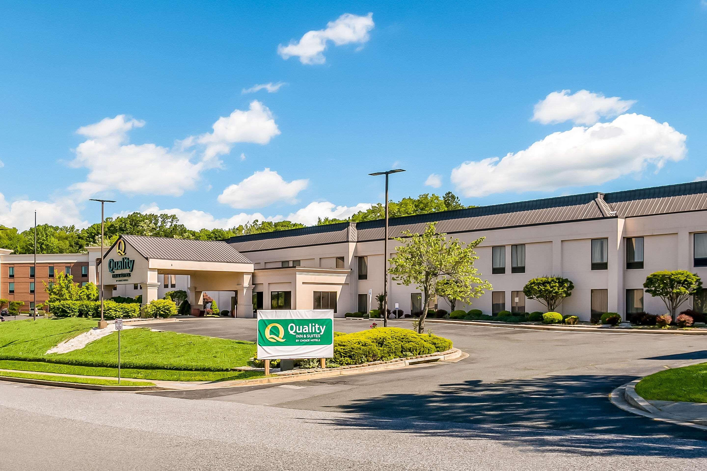 Quality Inn & Suites Bel Air I-95 Exit 77A Esterno foto